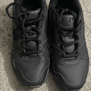 Fila Men’s sneakers *small defect in last picture*